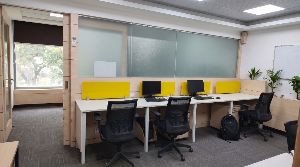 Office Interior 11